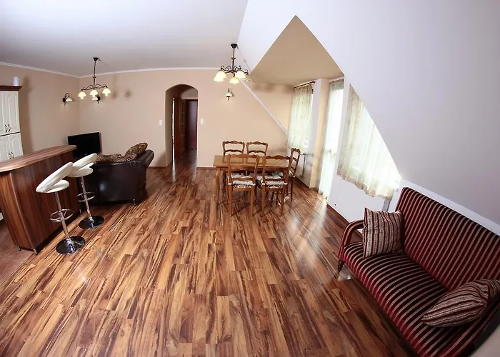 Апартаменти Balm *