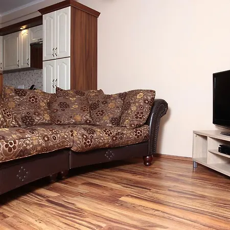 Apartment Balm Eger
